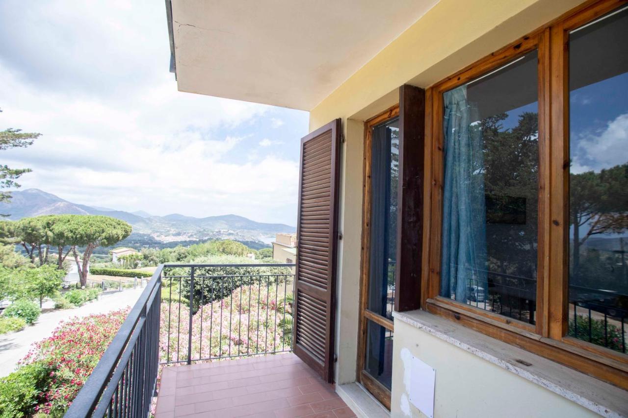 Monolocali Le Lecce Pool & Tennis Capoliveri  Exterior photo