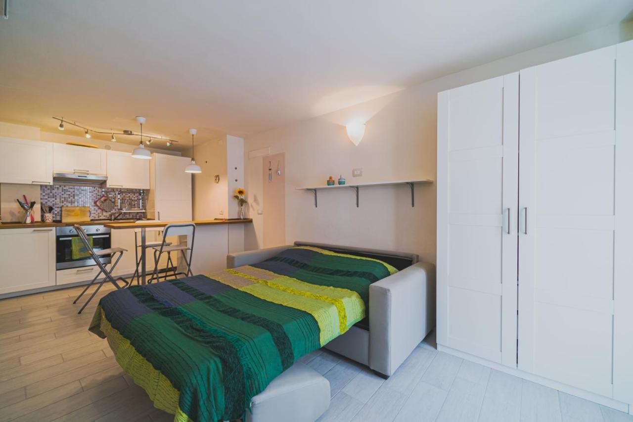 Monolocali Le Lecce Pool & Tennis Capoliveri  Exterior photo